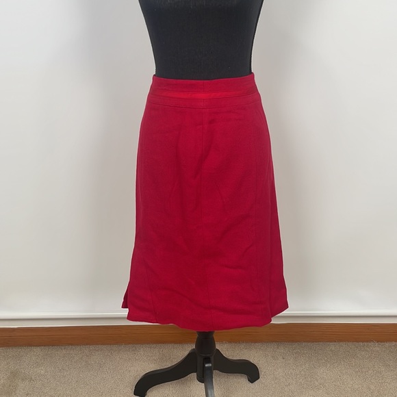 White House Black Market suit jacket and skirt. - Picture 10 of 14